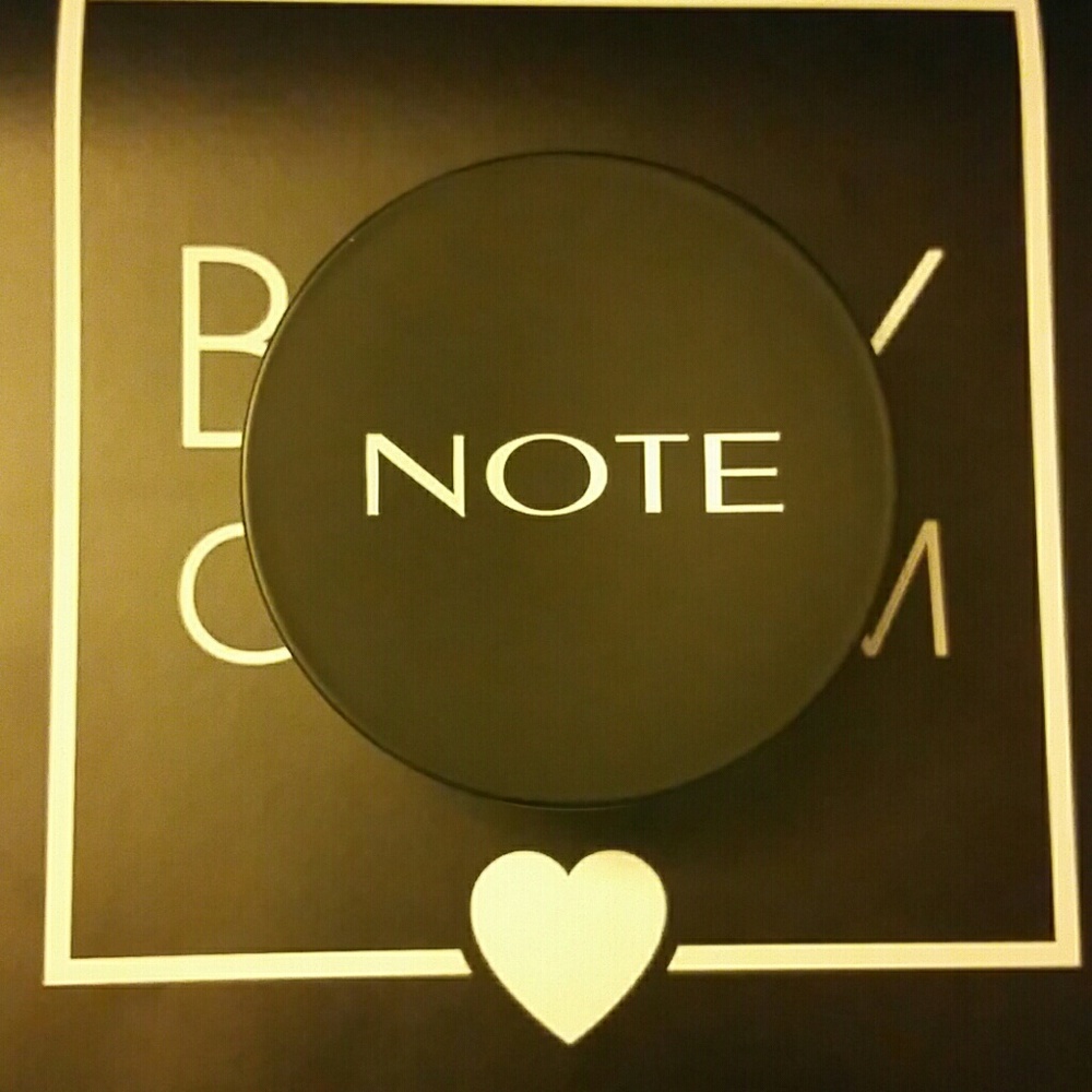 NOTE COSMETICS-LUMINOUS SILK COMPACT BLUSHER